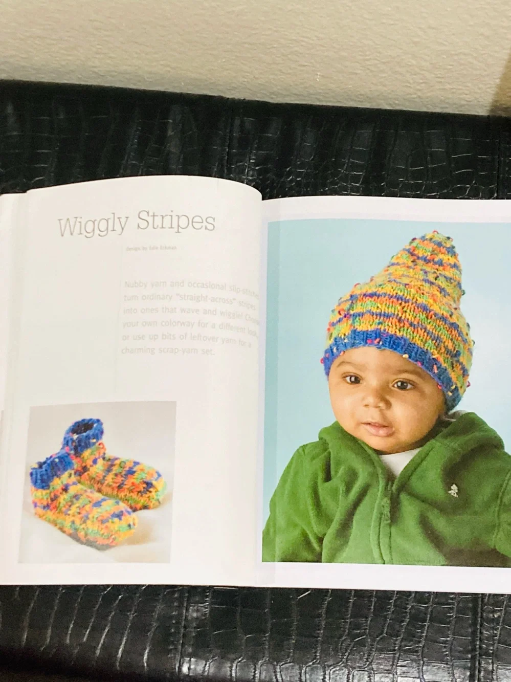 EUC Babyknits Hats & Booties Book